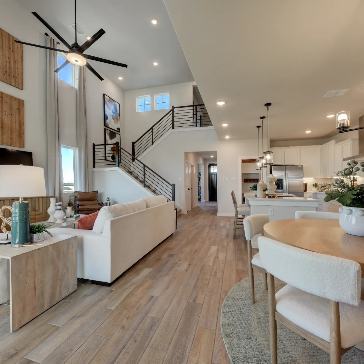 Hakes Brothers at Hickory Ridge gallery photo 3