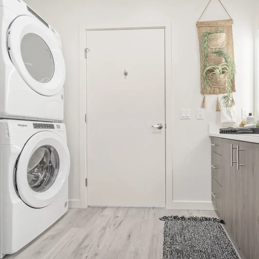 Alta University Place gallery photo 9