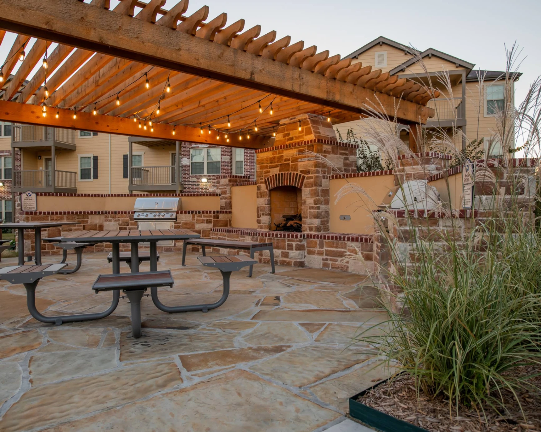 Portico at Friars Creek Apartments gallery photo 4