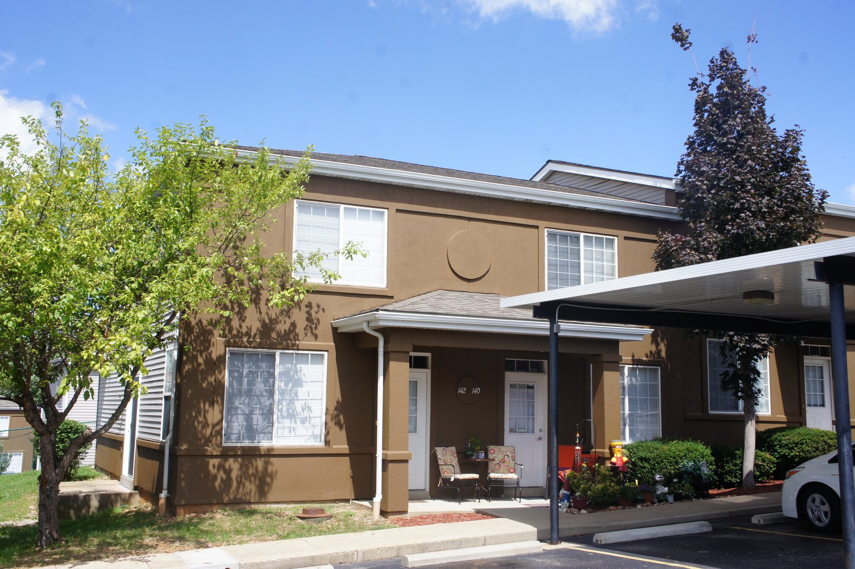 Oak Point Townhomes - Cheryl D Farmer- Hayes gallery photo 1