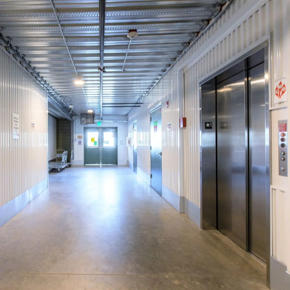 Burlington Freeway Storage gallery photo 5