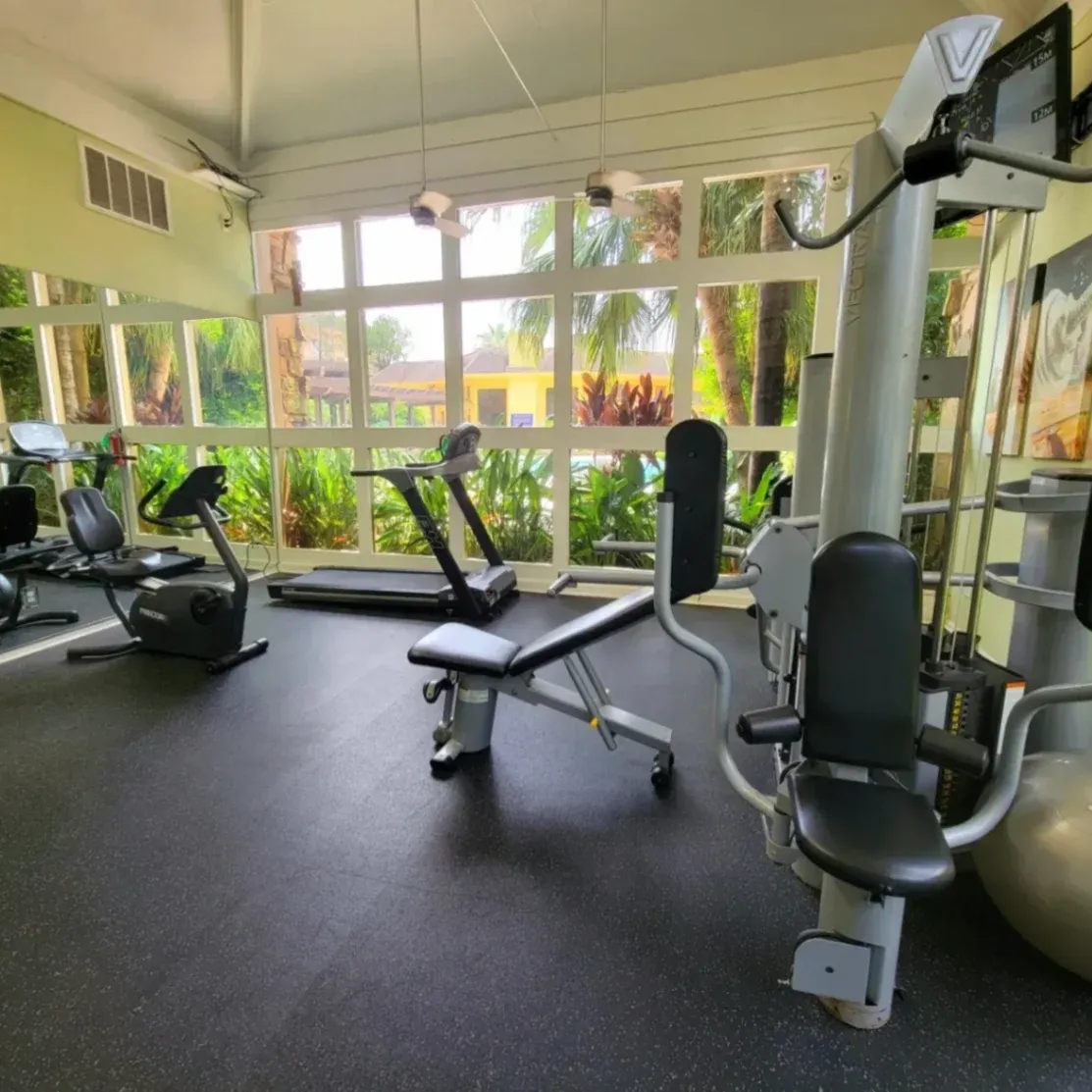 Forest Isle Apartments gallery photo 4