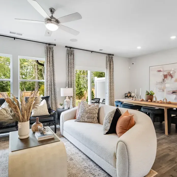 Camden Townes gallery photo 4