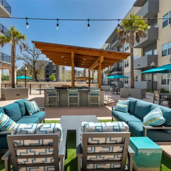 Urban Crest Apartments gallery photo 9