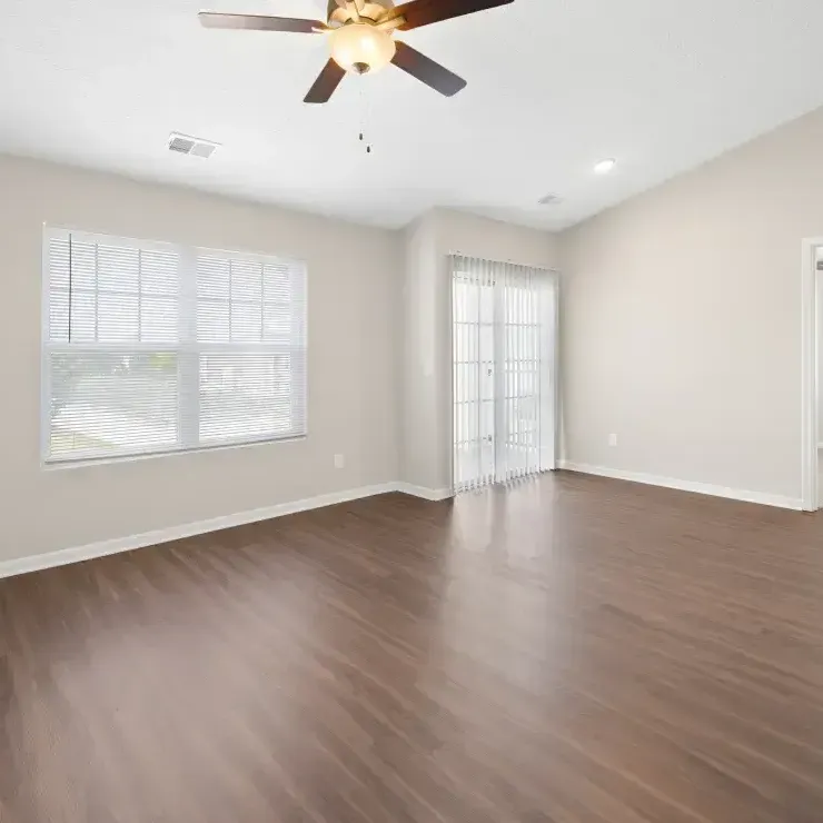 Emerald Lakes gallery photo 4