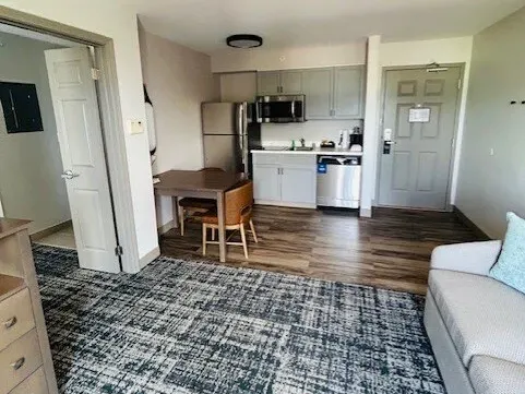 Homewood Suites gallery photo 1
